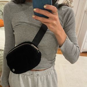 Lululemon Fannypack